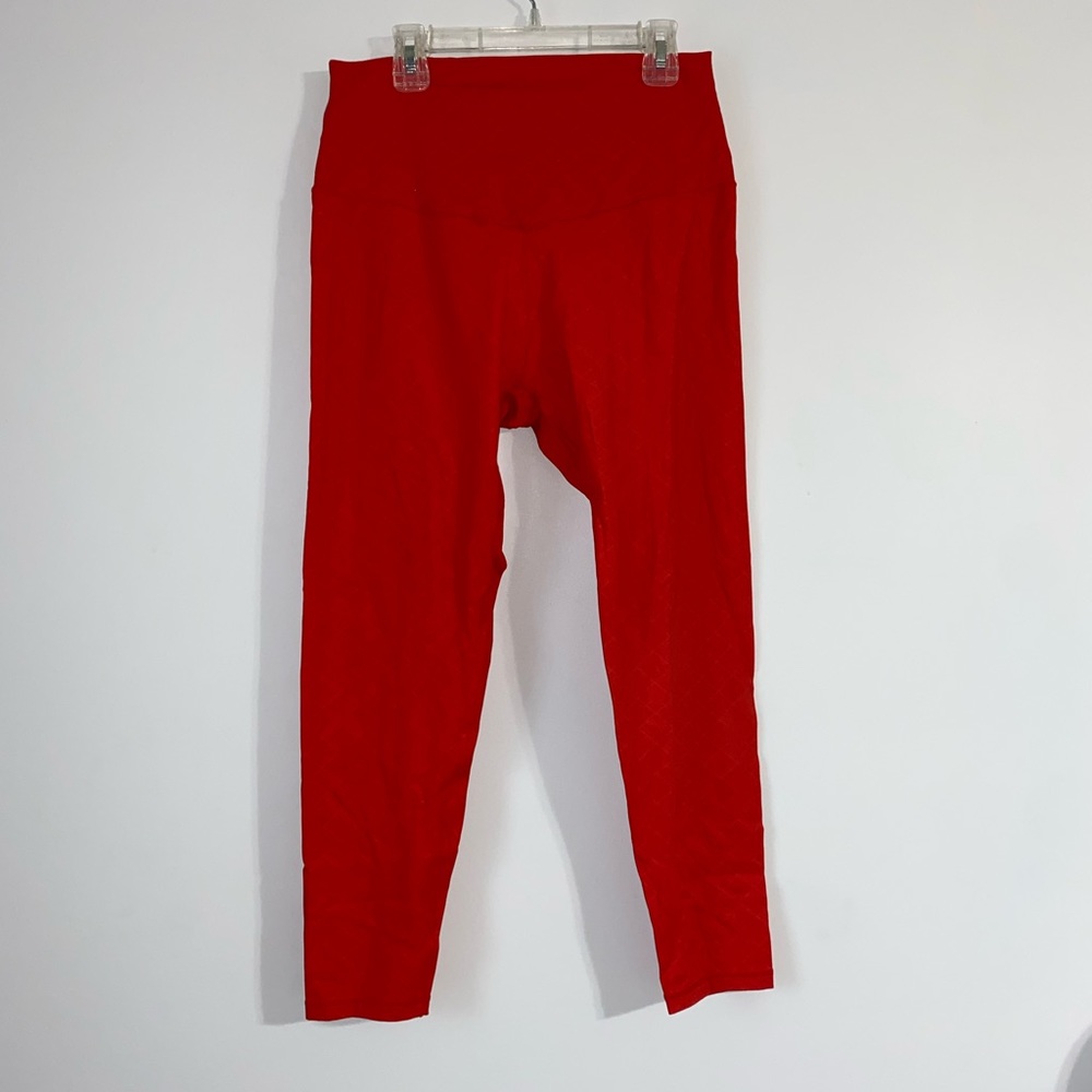 SHEFIT Boss Leggings in Red - Picture 8 of 9